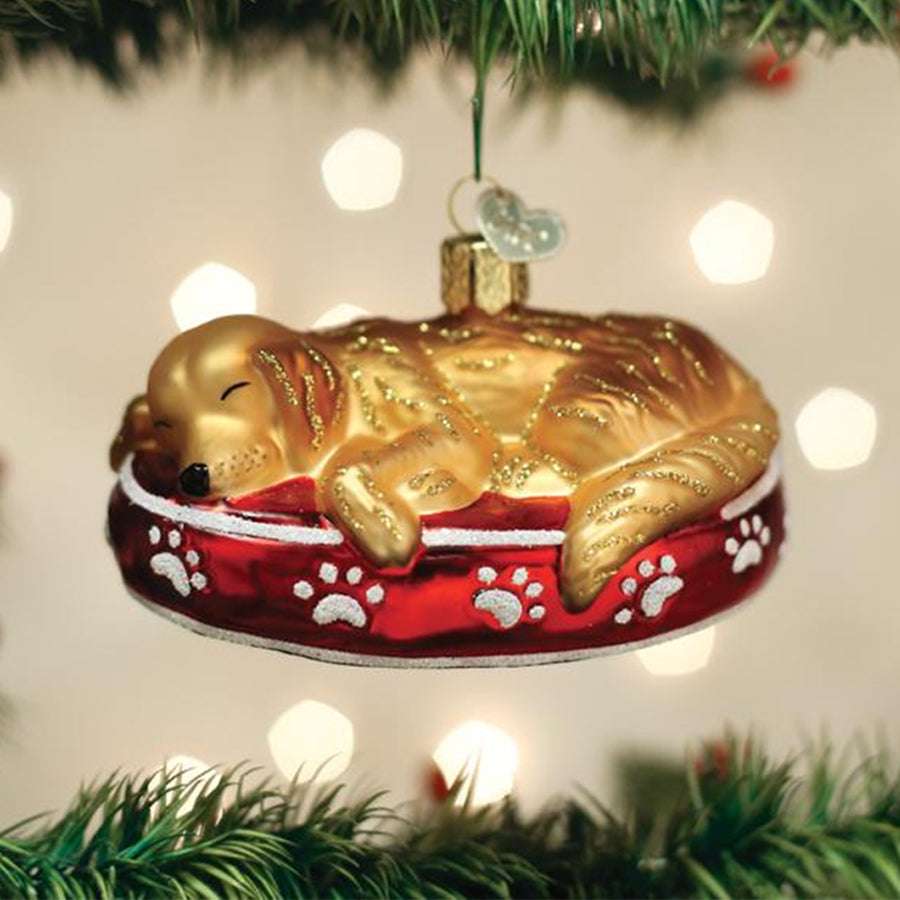 Golden retriever outlet snow globe